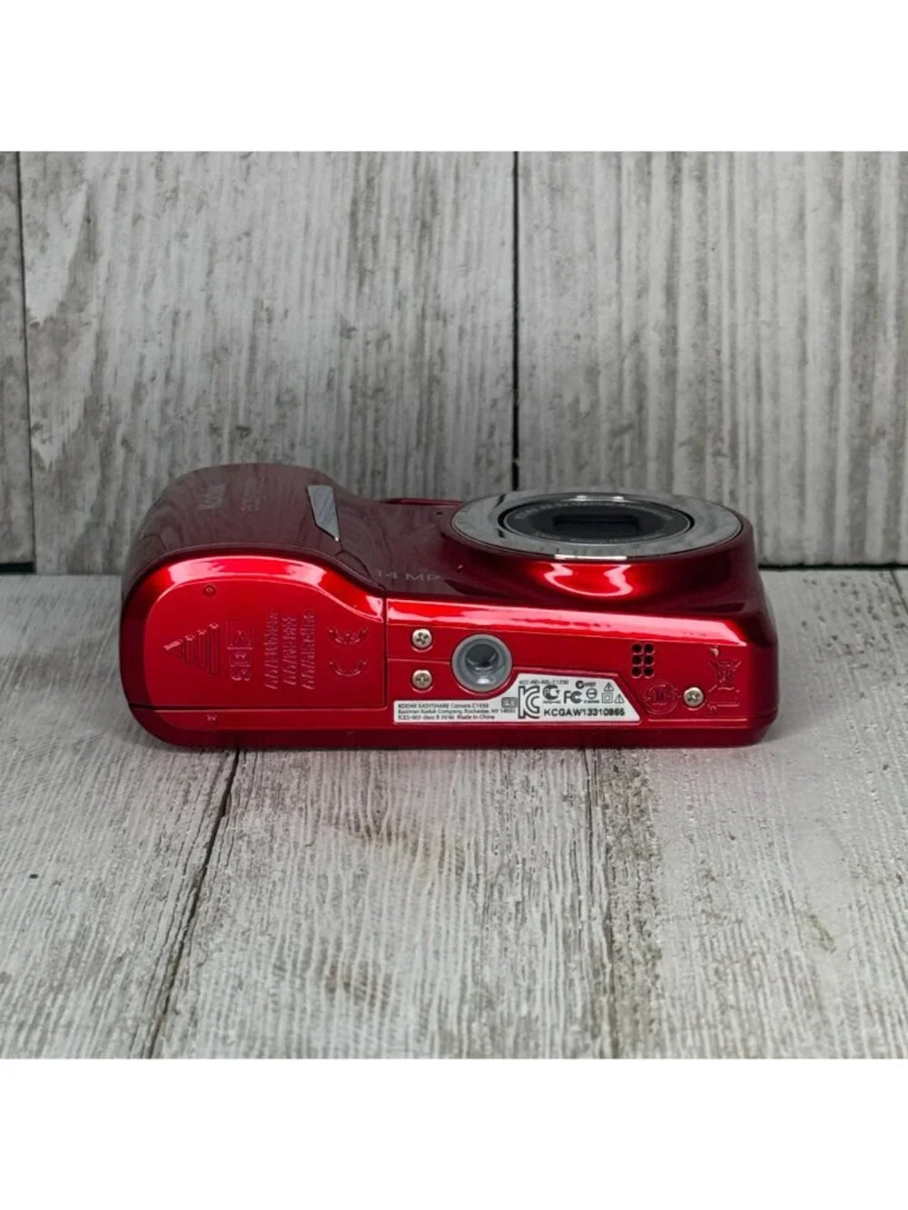 Vintage Kodak EasyShare C1530 Red 14MP Digital Camera with 3x Optical Zoom